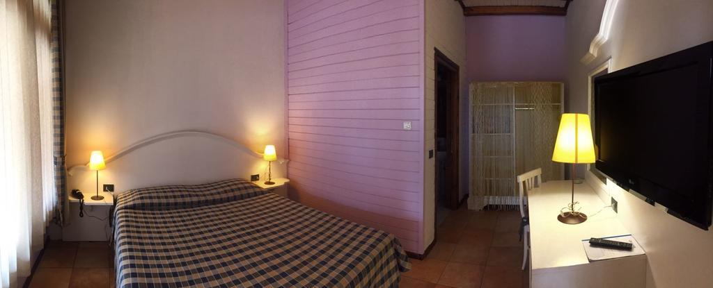 Motel 7 Laghi Castelletto Di Branduzzo Exteriér fotografie